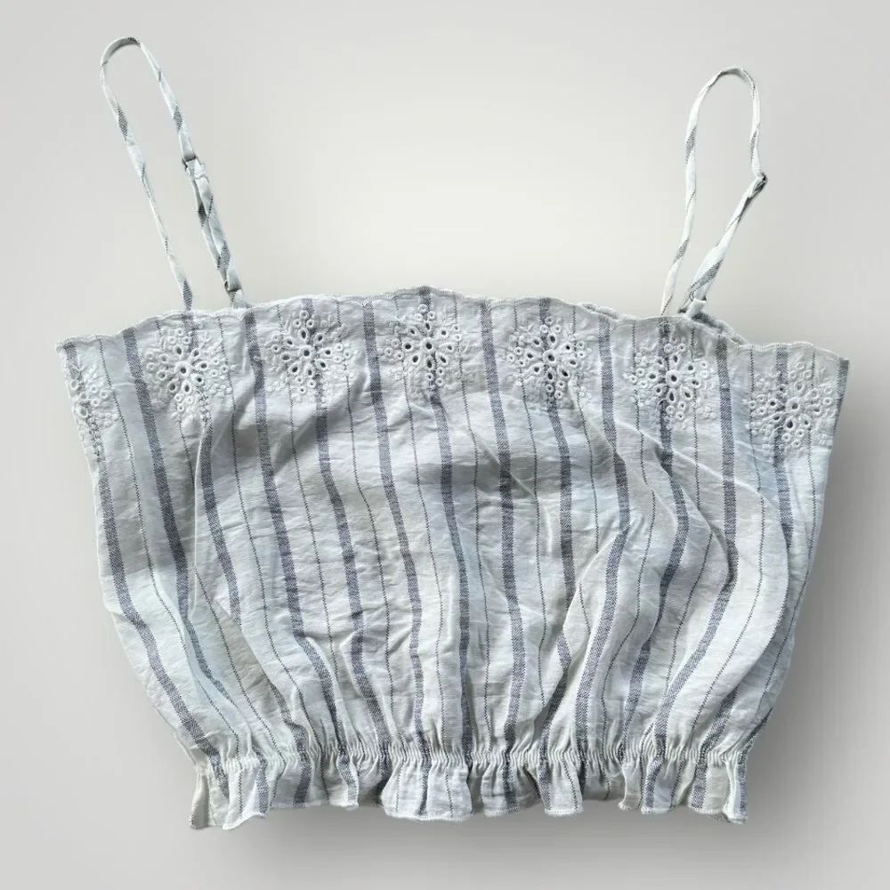 🎉5 for $45🎉 LA Heart Crop Top Blouse Size S